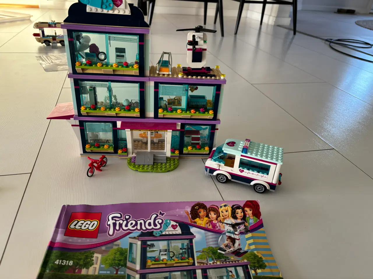 Billede 2 - Forskelligt Lego friends - sælges helst samlet