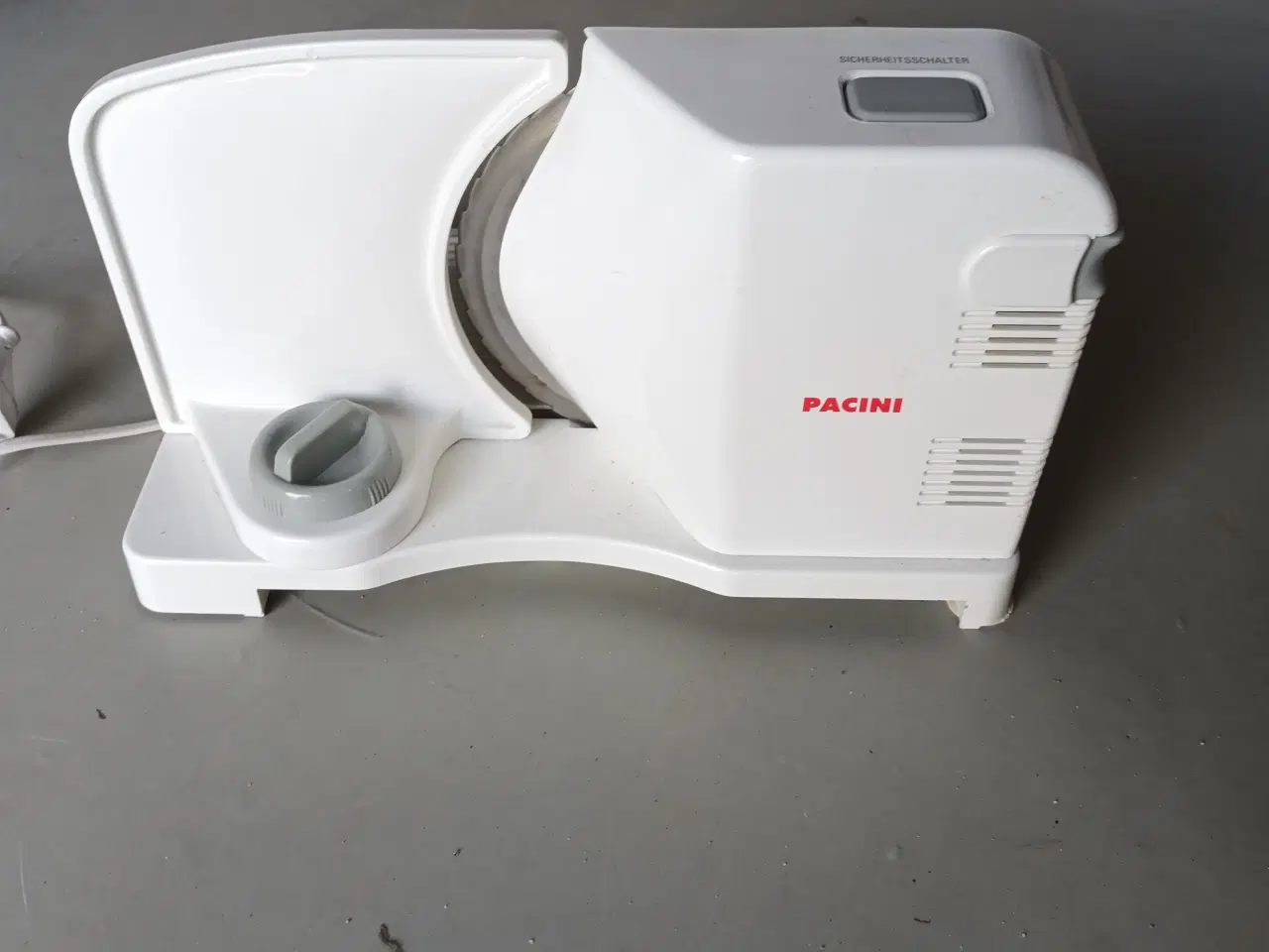 Billede 2 - Brødmaskine sælges. 