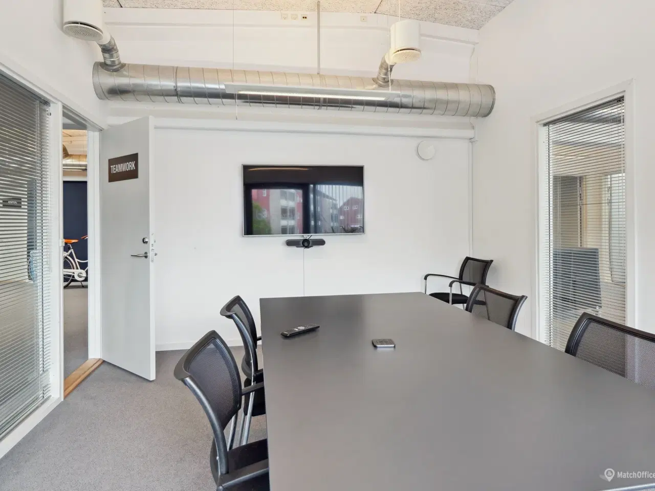 Billede 10 - Kontor/showroom/klinik på 1. sal i synlig forretningsejendom i Roskilde Centrum
