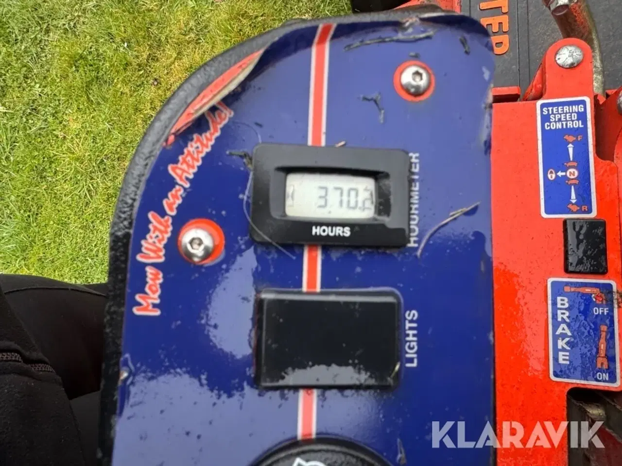 Billede 12 - Græsslåmaskine Bad boy 28 HP Pro Z