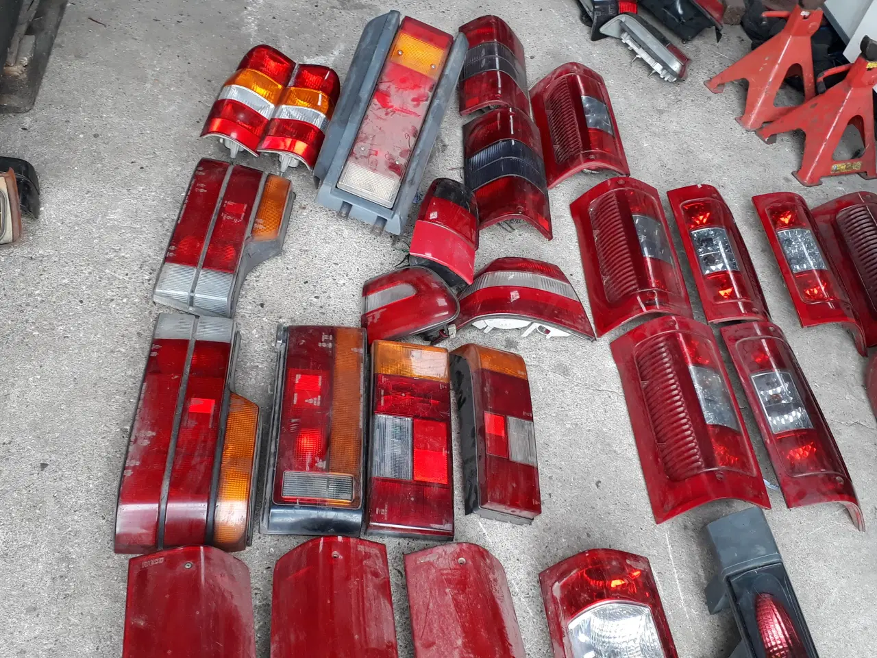 Billede 11 - Varevogne. For og baglygter, og spejle, 1995-2010