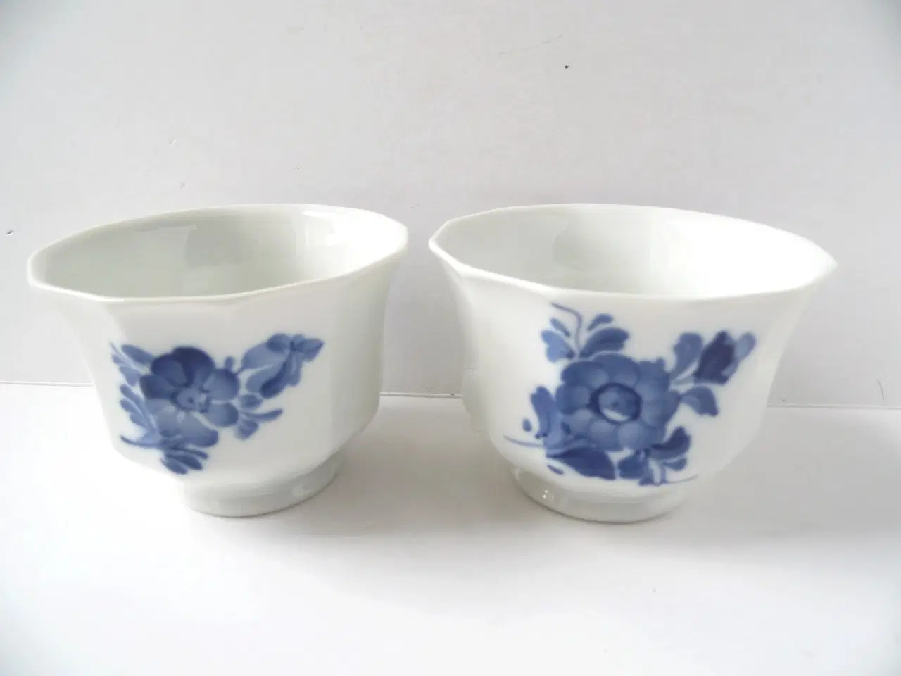Billede 2 - Royal Copenhagen Blå Blomst kantet skjulere