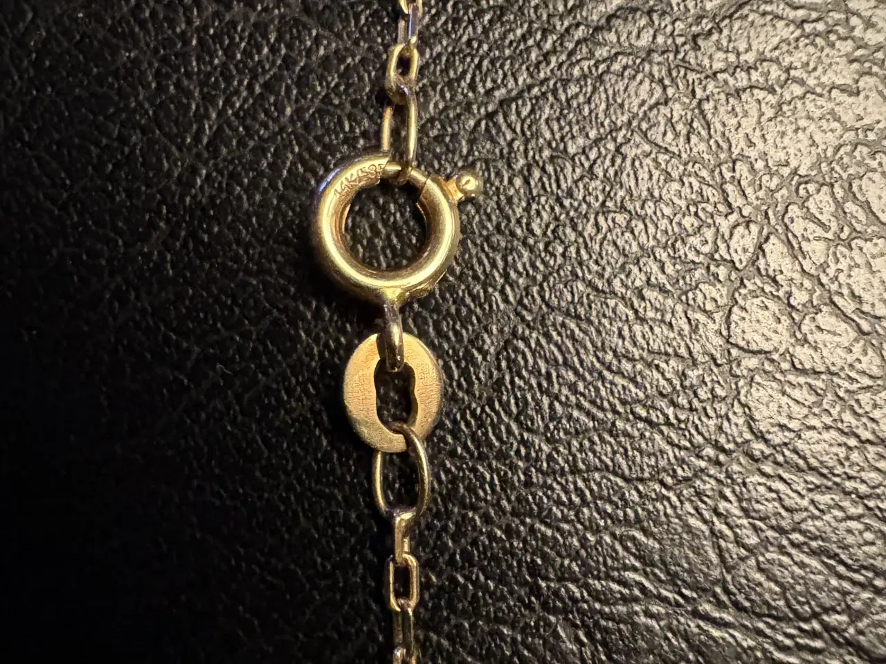 Billede 3 - Lund 14 kt guld halskæde m/kors