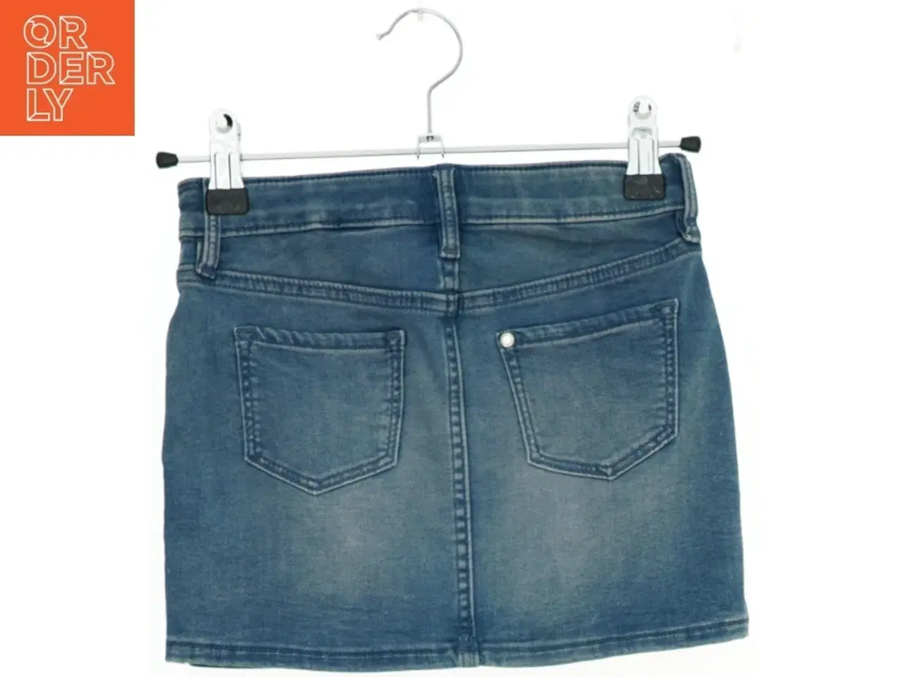 Billede 2 - Nederdel fra Denim (str. 110 cm)