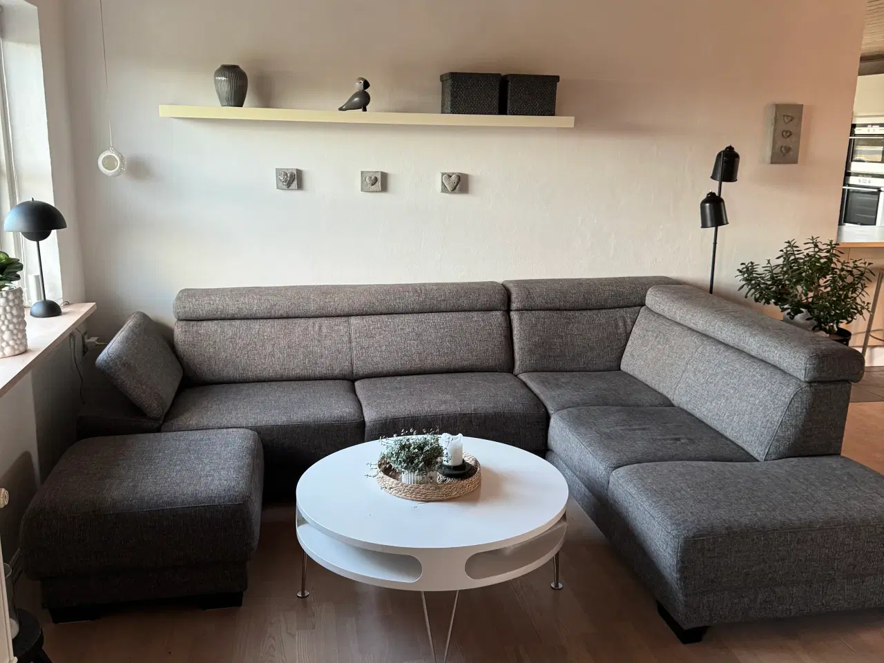 Billede 3 - Hjørnesofa med chaiselong købt i Ilva.