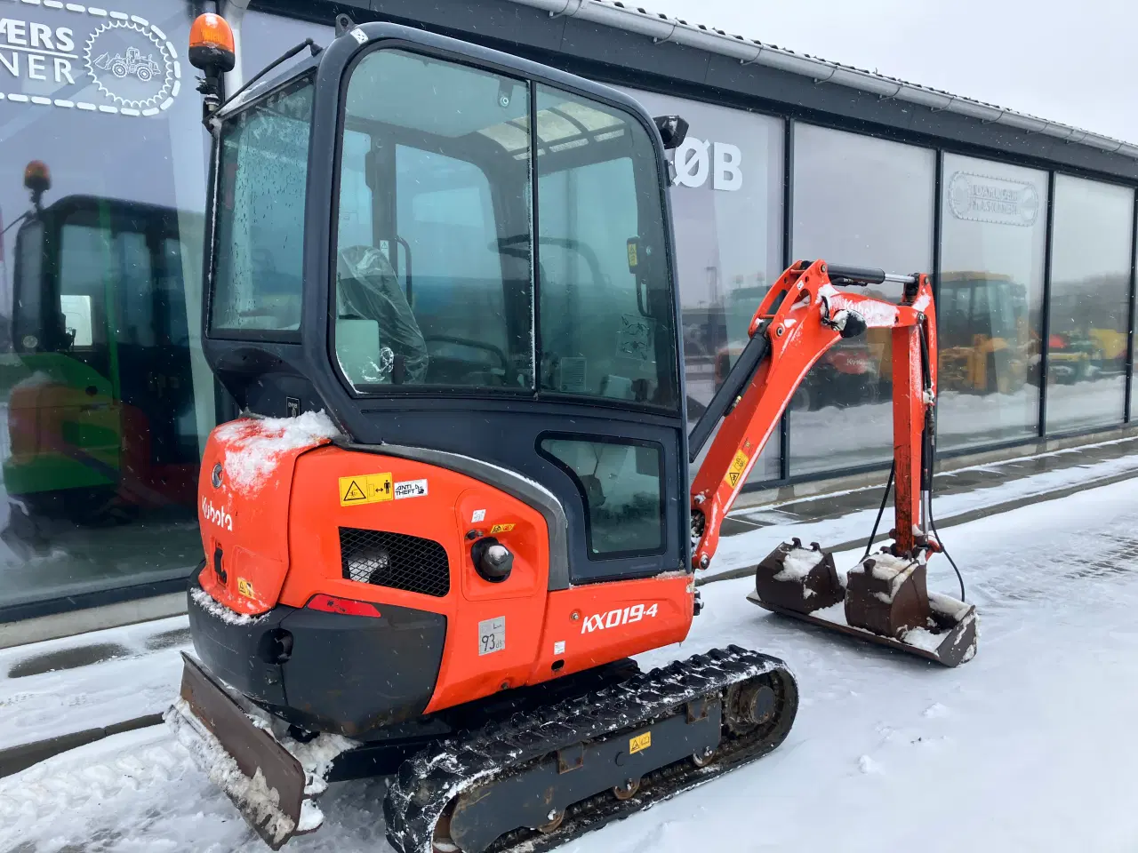 Billede 4 - Kubota KX16-4 med kun 608 timer fra ny.