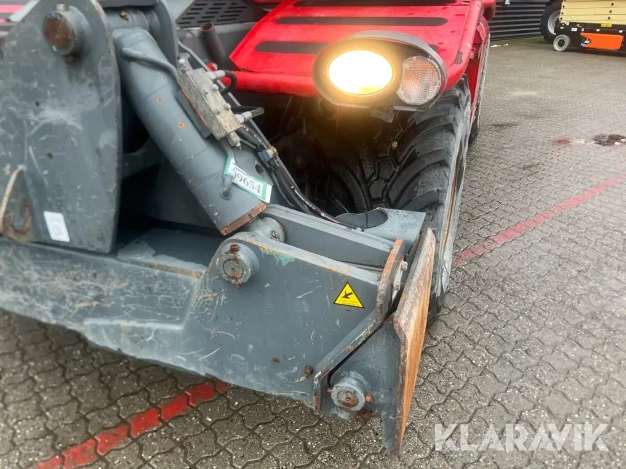 Billede 10 - Rotations Teleskoplæsser Magni RTH5.26 med Kranspil/Mandskabskurv/Gafler