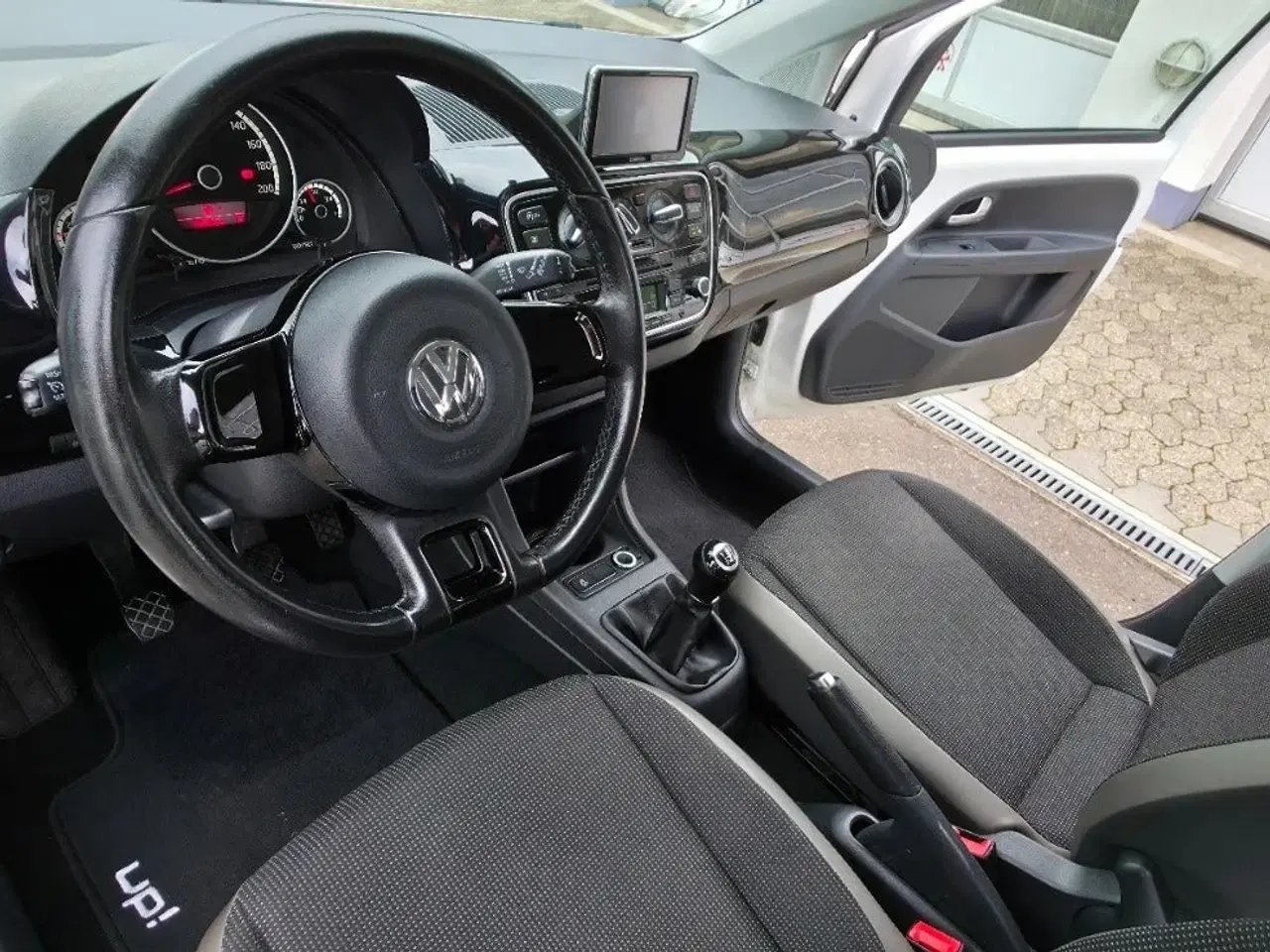 Billede 23 - VW Up! 1,0 75 High Up!