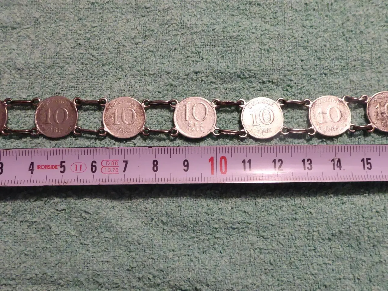 Billede 3 - Sølv armbånd med gamle svenske 10 øres sølv mønter
