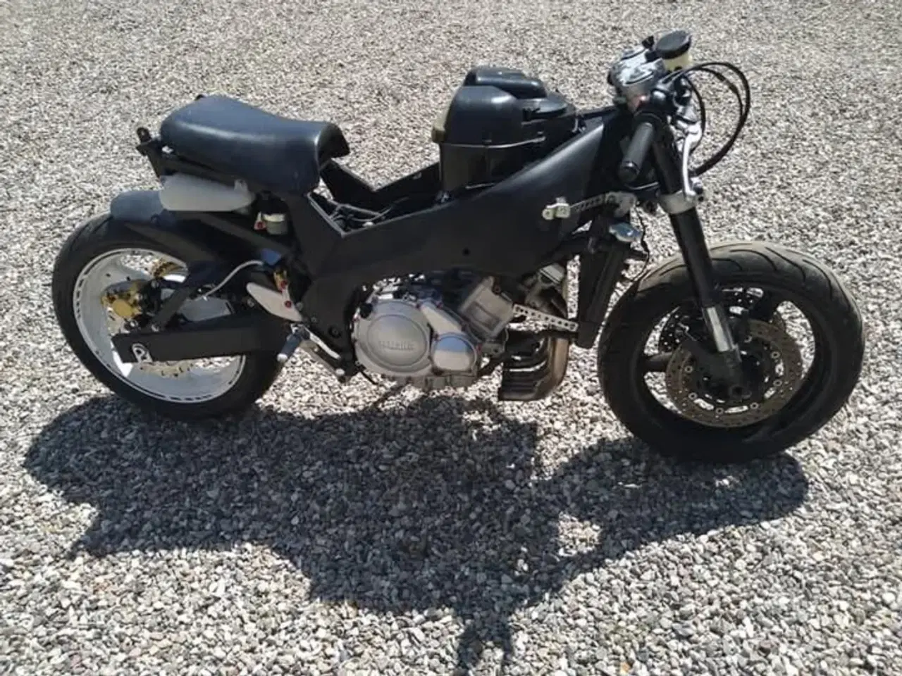 Billede 2 - Yamaha fzr600r projekt