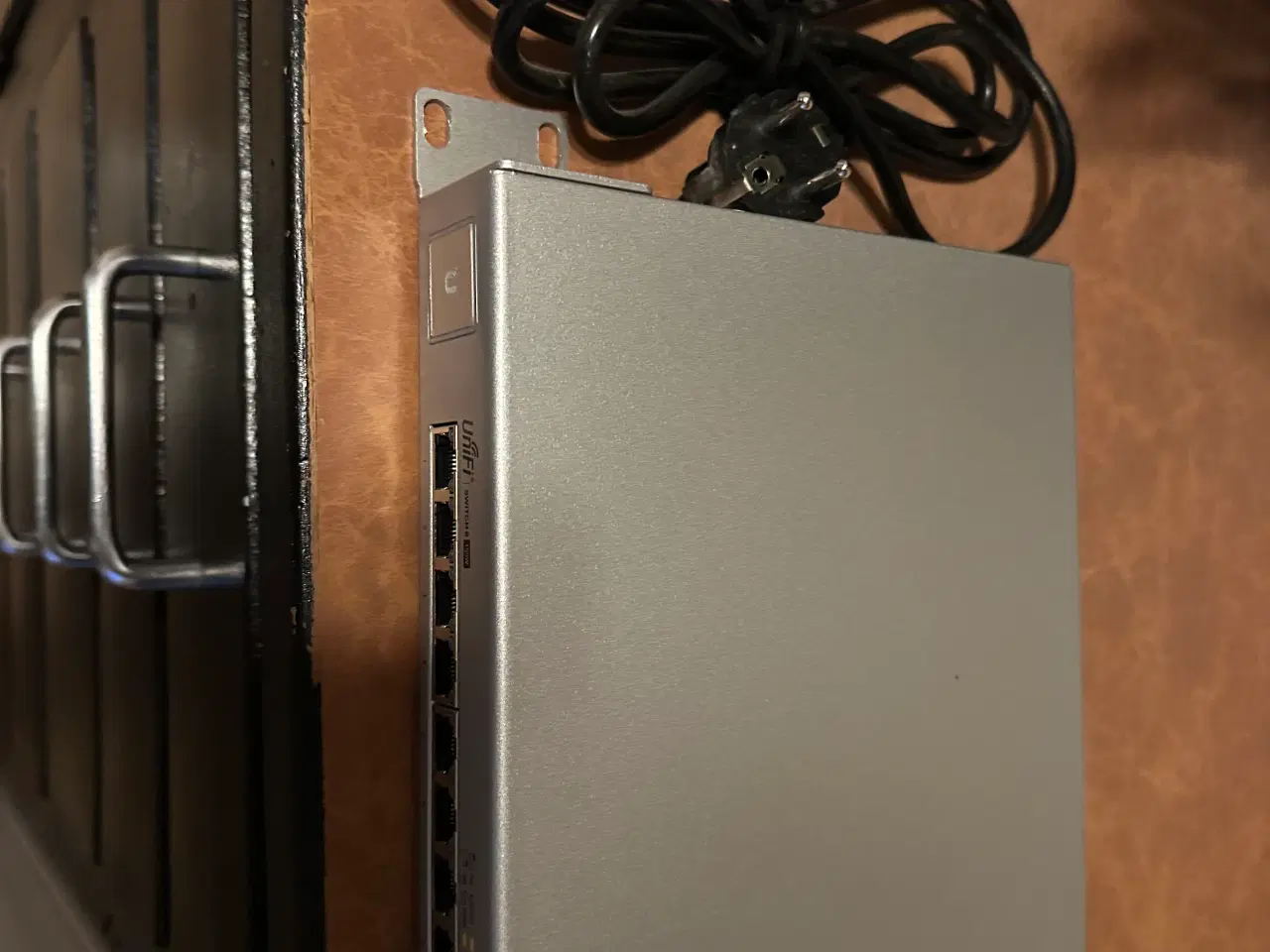 Billede 1 - Ubiquiti UniFi Switch 8 150W (US-8-150W)