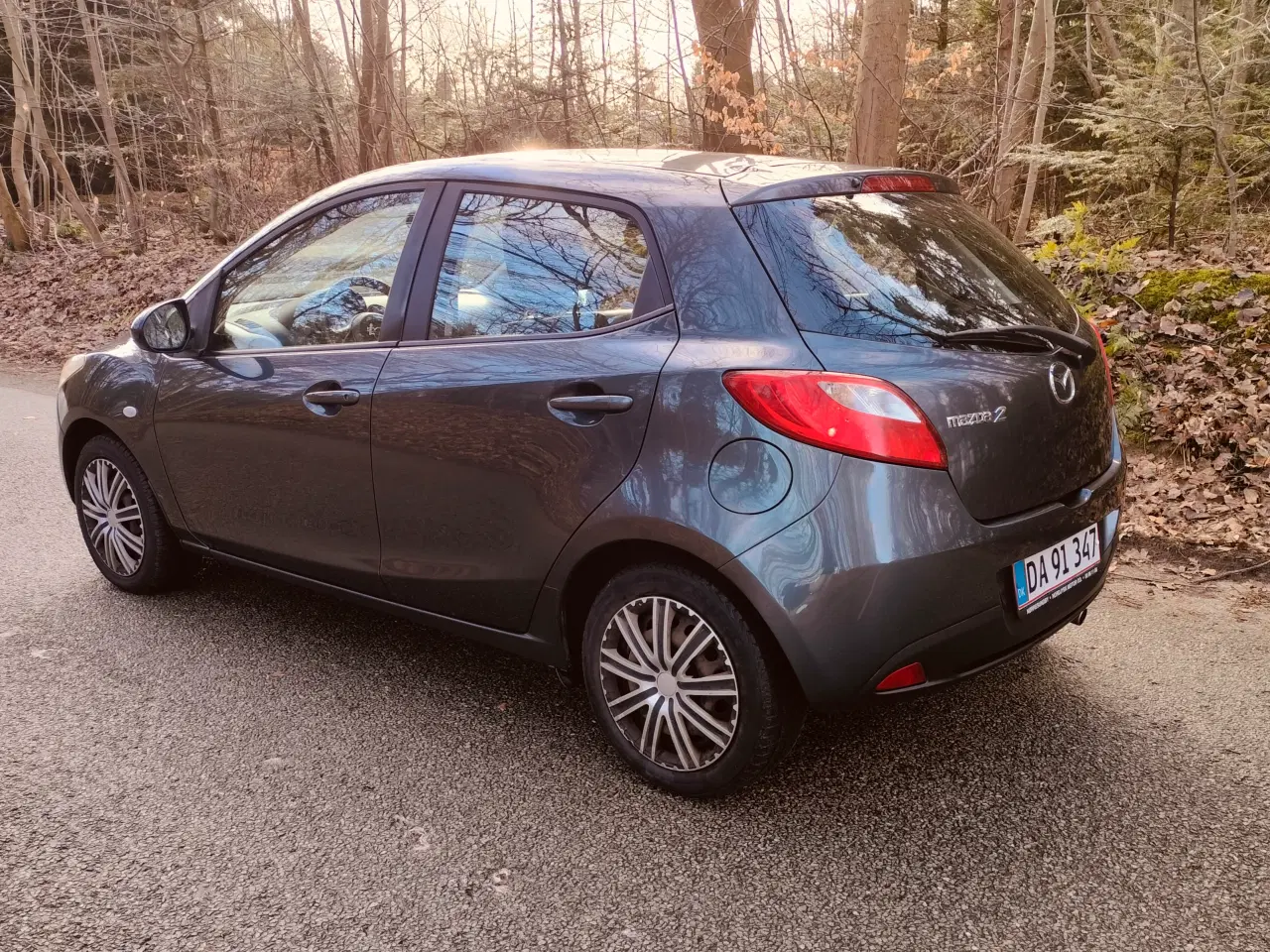 Billede 4 - Billig Mazda 2. 1.3 benzin 