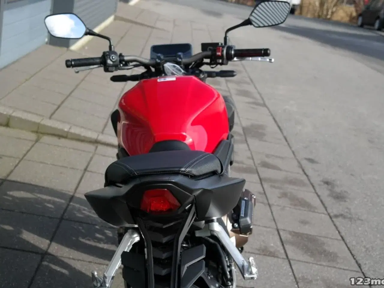 Billede 5 - Honda CB 650 R E-Clutch MC-SYD BYTTER GERNE