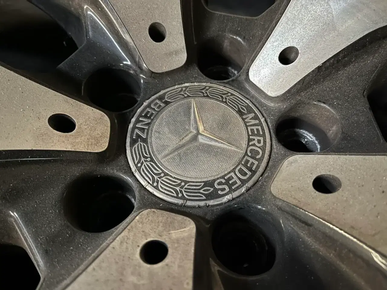 Billede 3 - 4. Stk. Dæk med AMG Alu fælge