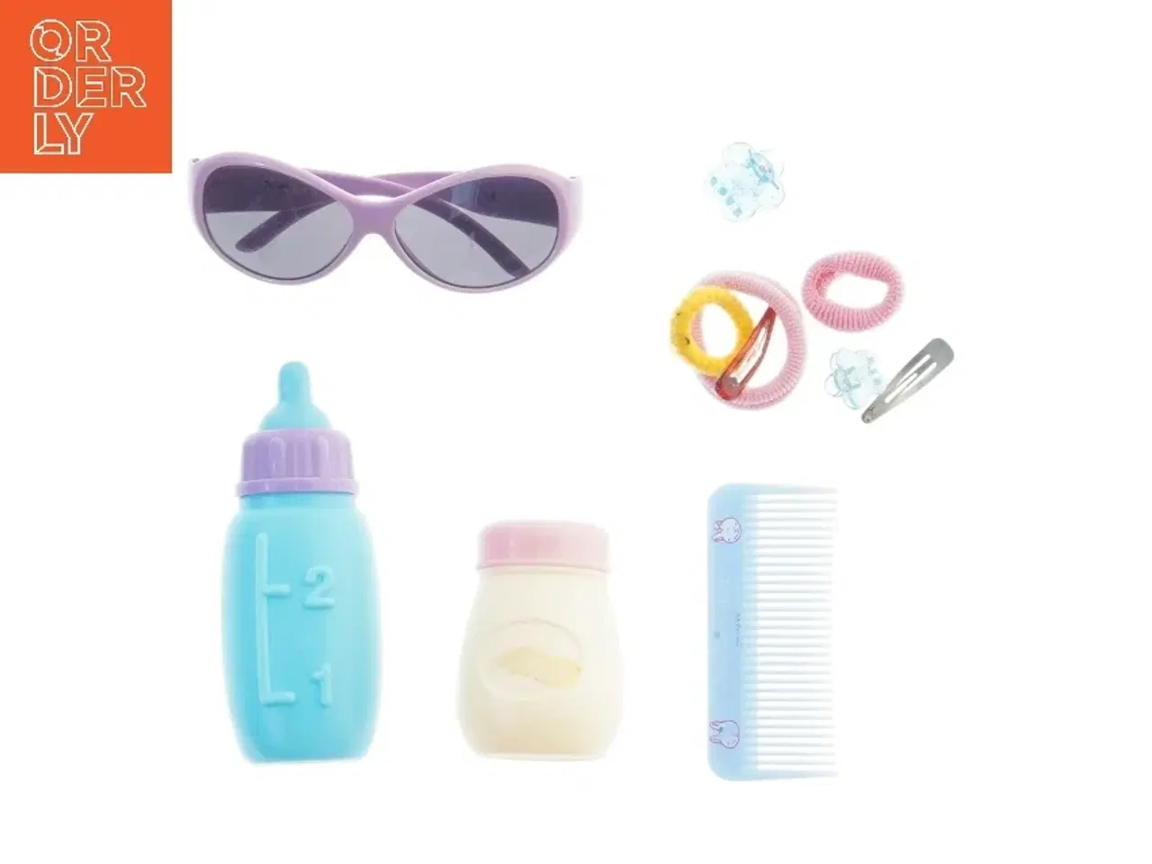 Billede 1 - Legetøjssæt til dukker  (str. 13 cm)