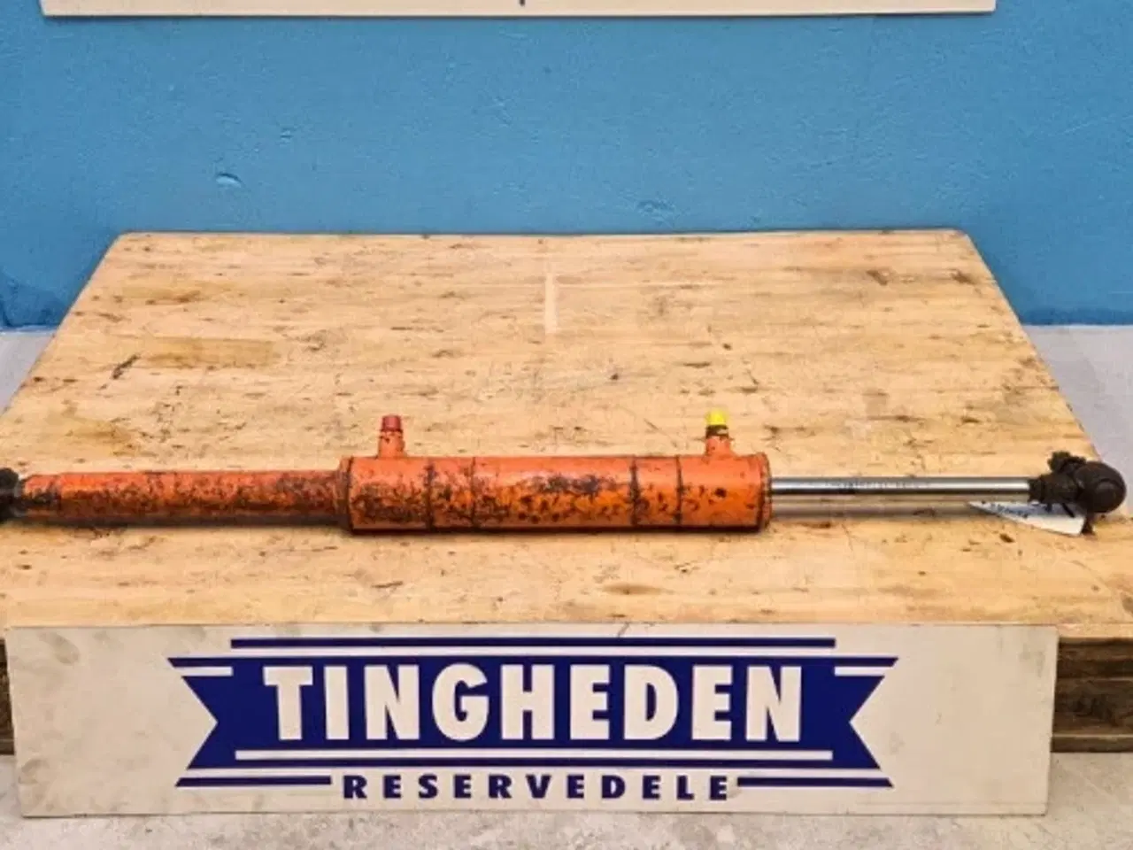 Billede 1 - Dronningborg D7000 Styrecylinder 28741028