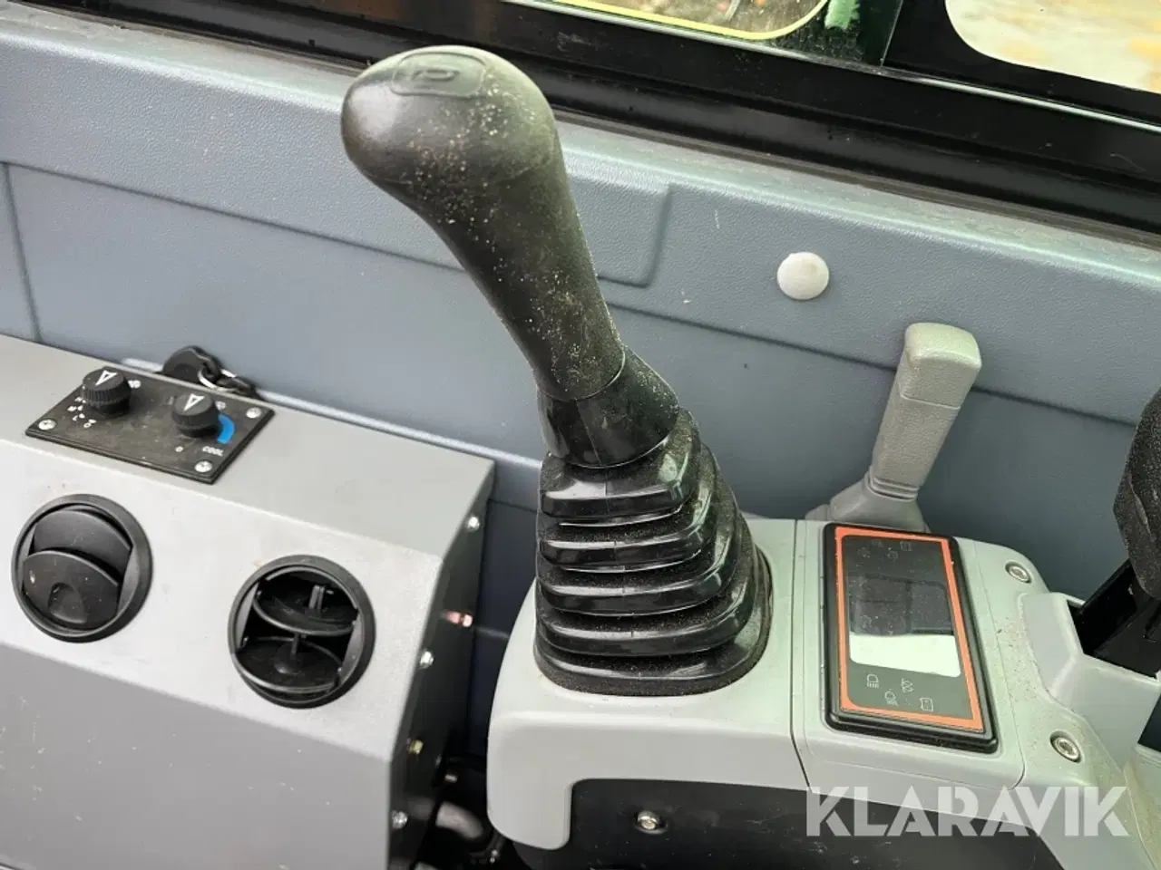 Billede 11 - Gravemaskine Rippa P350 med tiltskovl