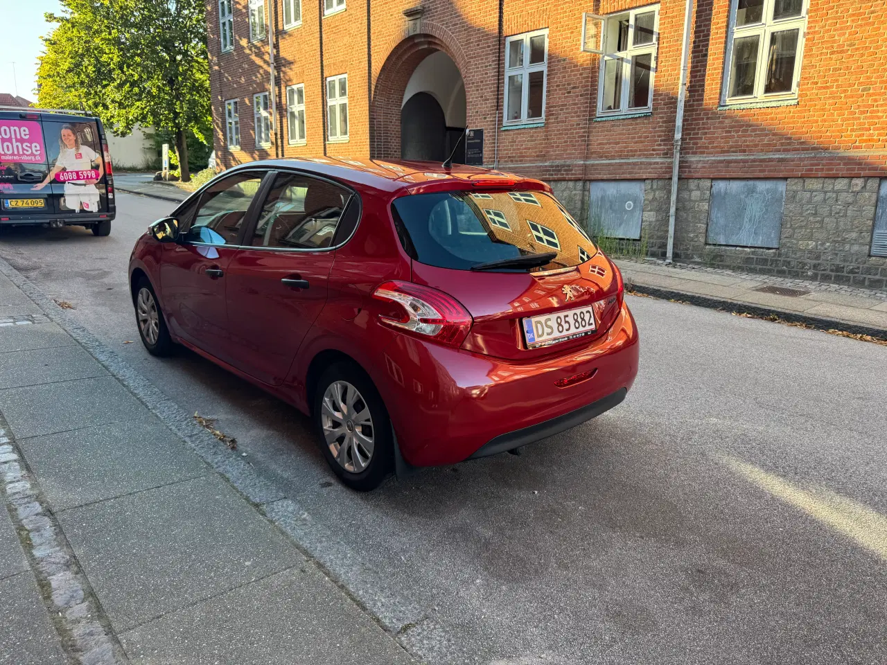 Billede 6 - 🚗 Peugeot 208 VTi 1.0 – 2015 – Økonomisk & Velhol