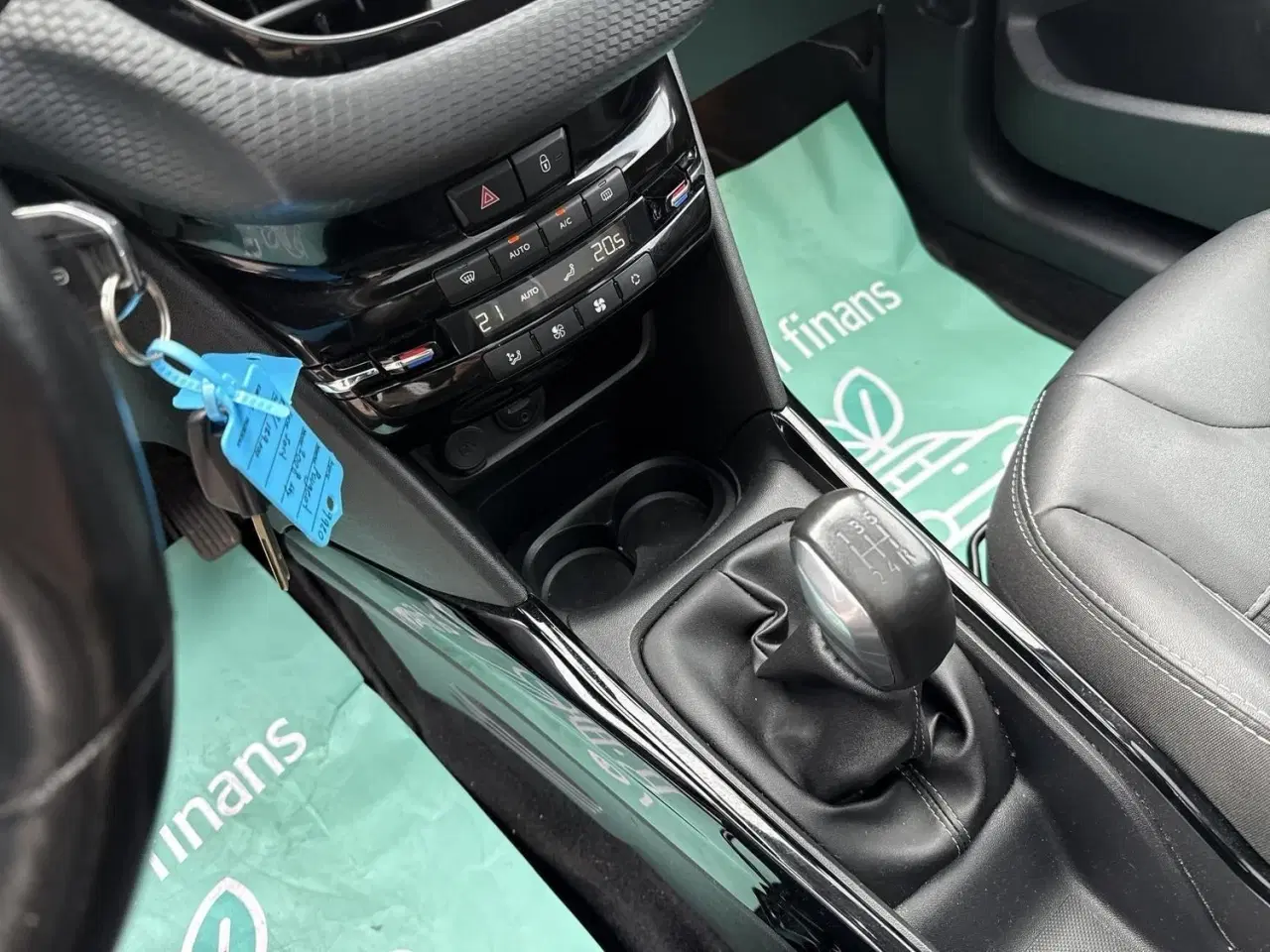 Billede 18 - Peugeot 2008 1,2 e-THP 110 Allure Sky