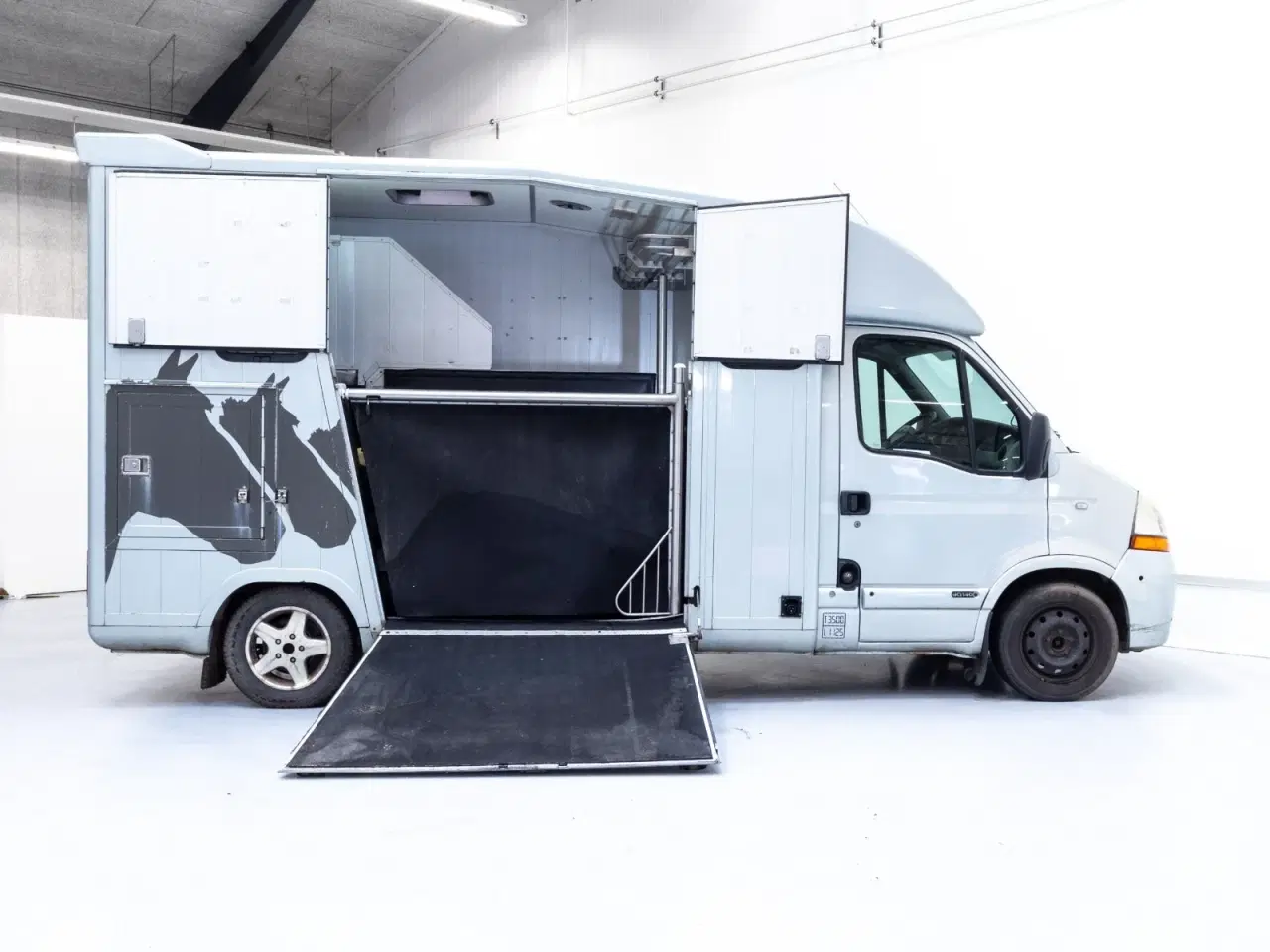 Billede 2 - Renault Master T35 3,0 dCi 140 L3H3 Kassevogn