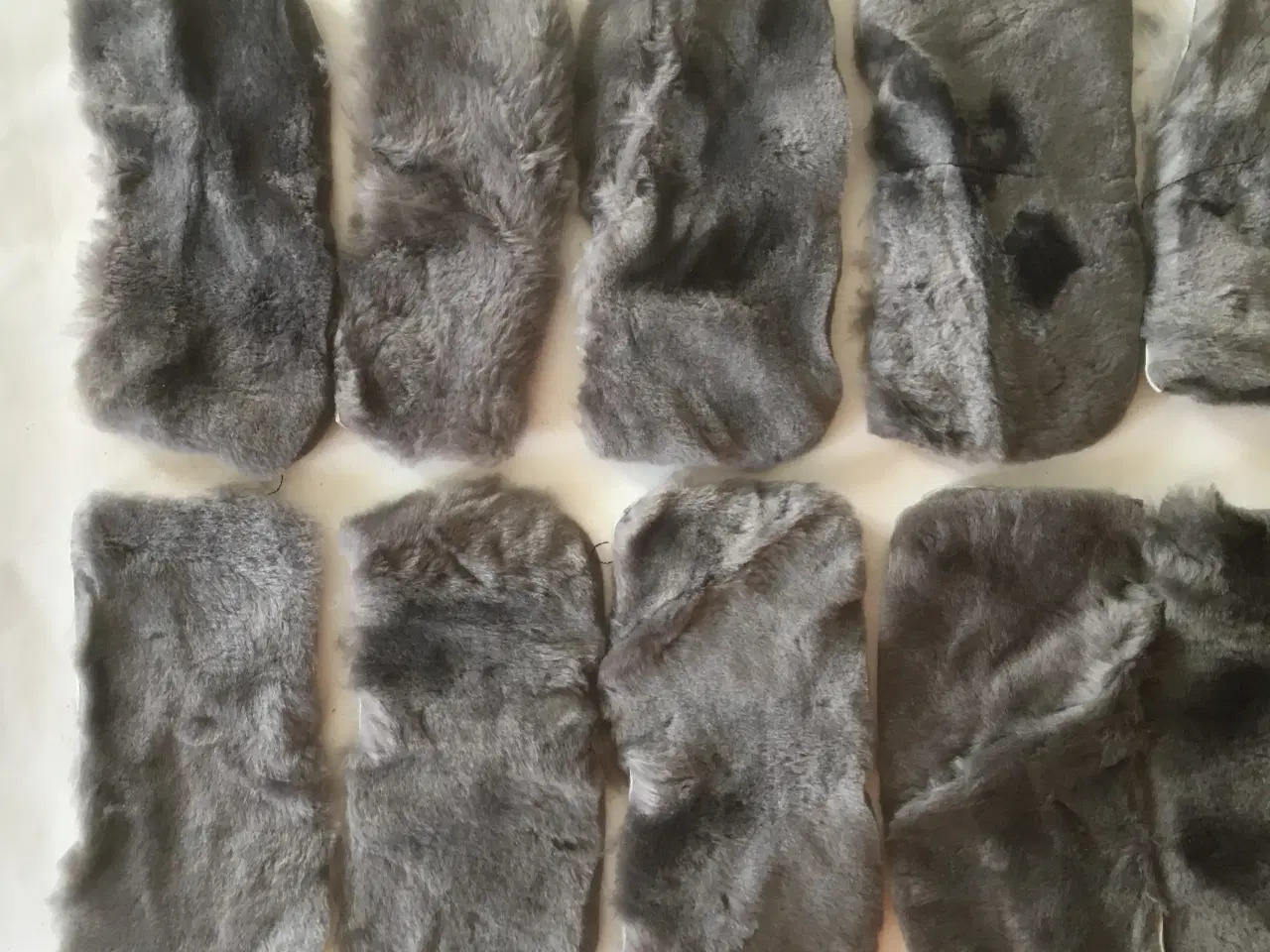 Billede 2 - 14 stykker pelsrester til Håndarbejde.