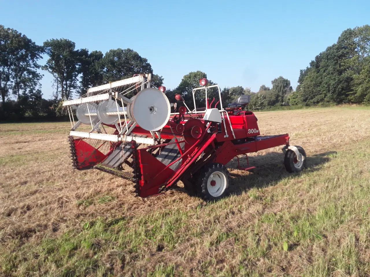 Billede 1 - Heston 300M Skårligger