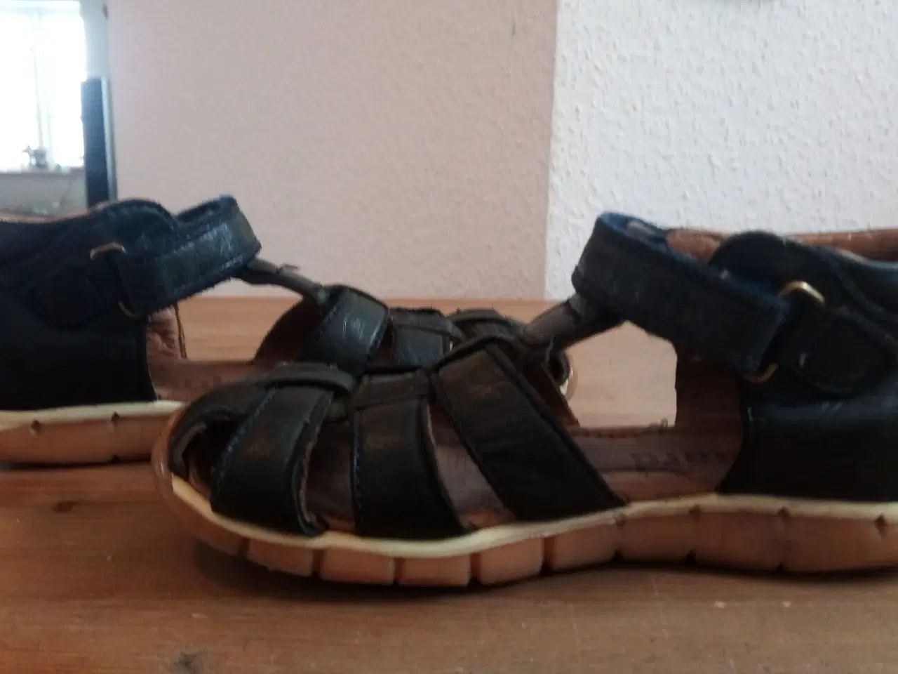 Billede 2 - Bundgaard sandaler i læder str. 30