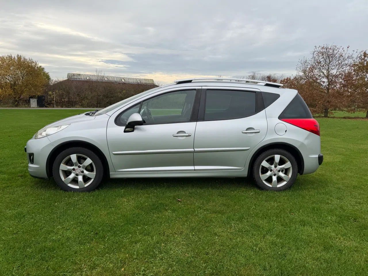 Billede 2 - Super Flot Peugeot 207 SW 1.6 HDi 92 HK