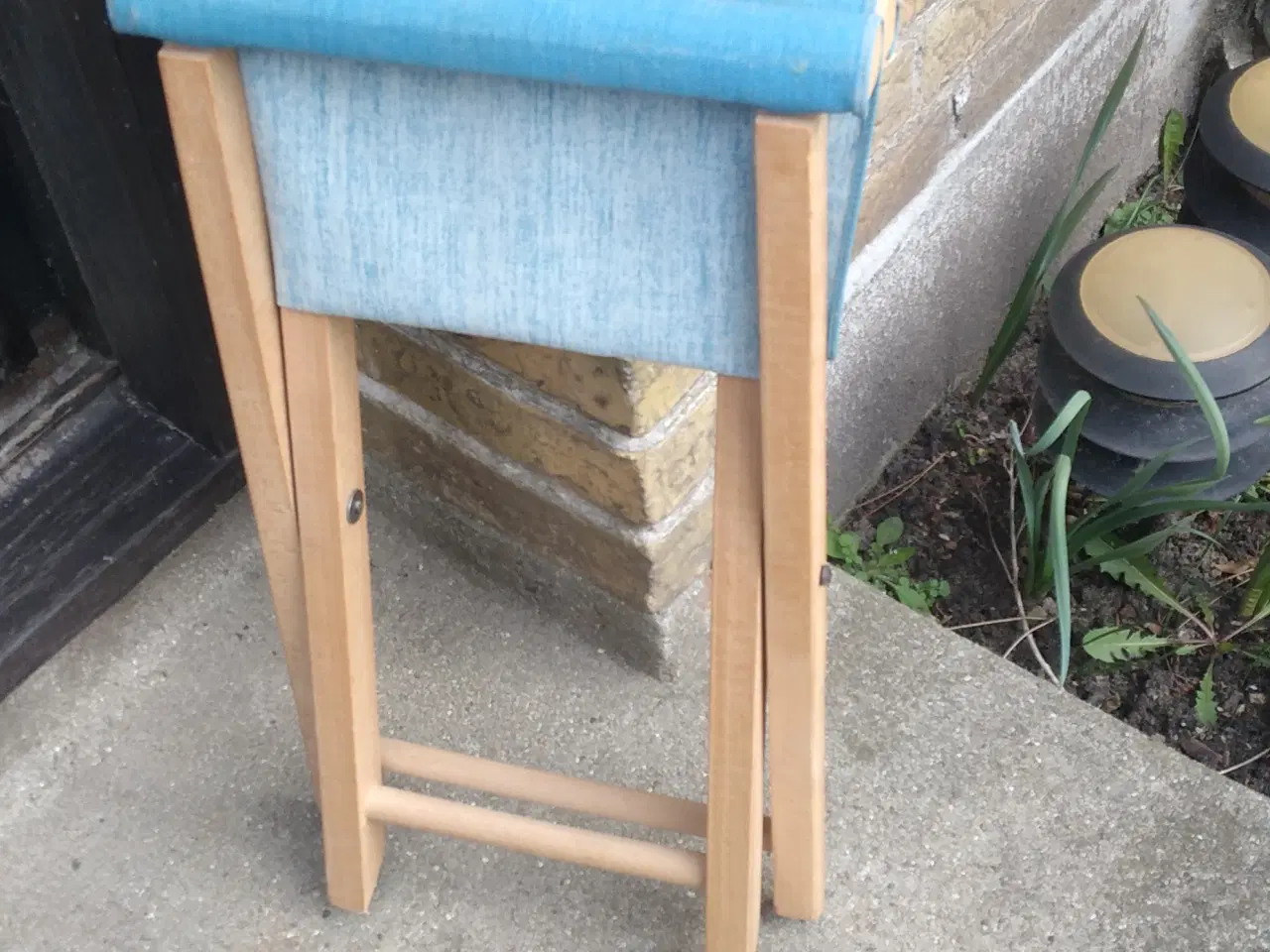 Billede 9 - SOLGT   Børnemøbler - bord, stol, kaffestel, tavle