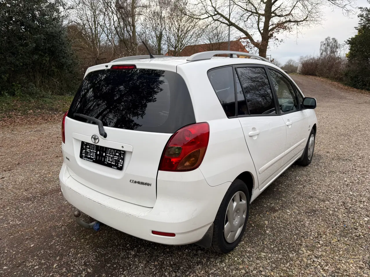 Billede 4 - Totota corolla verso med lav km