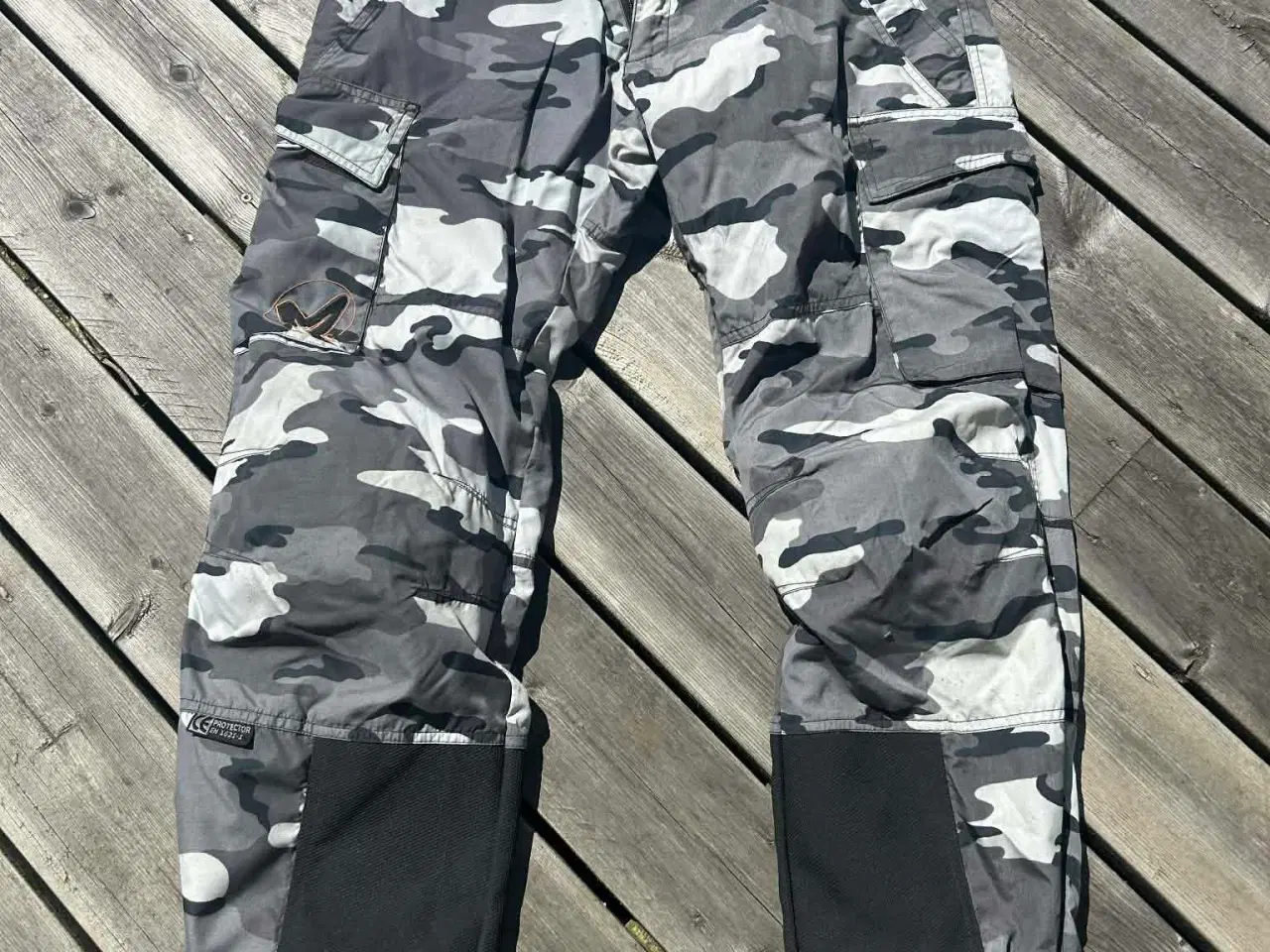 Billede 1 - MMASU camouflage bukser str M grå/sort