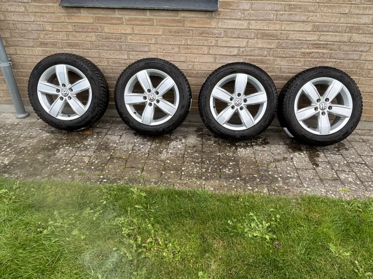 Billede 1 - Originale 16`` VW Golf 7 vinterhjul - Corvara 