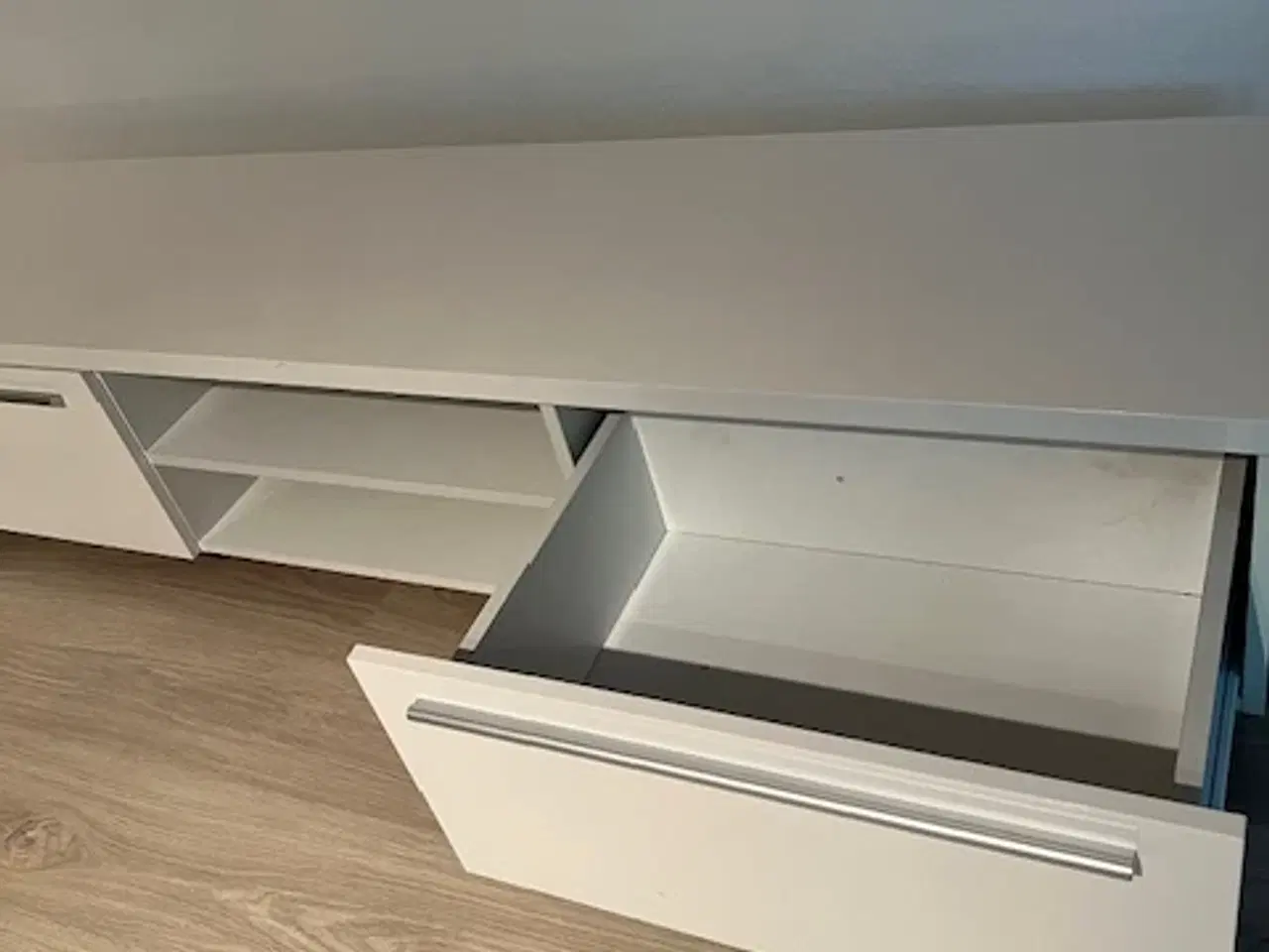 Billede 2 - TV - bord