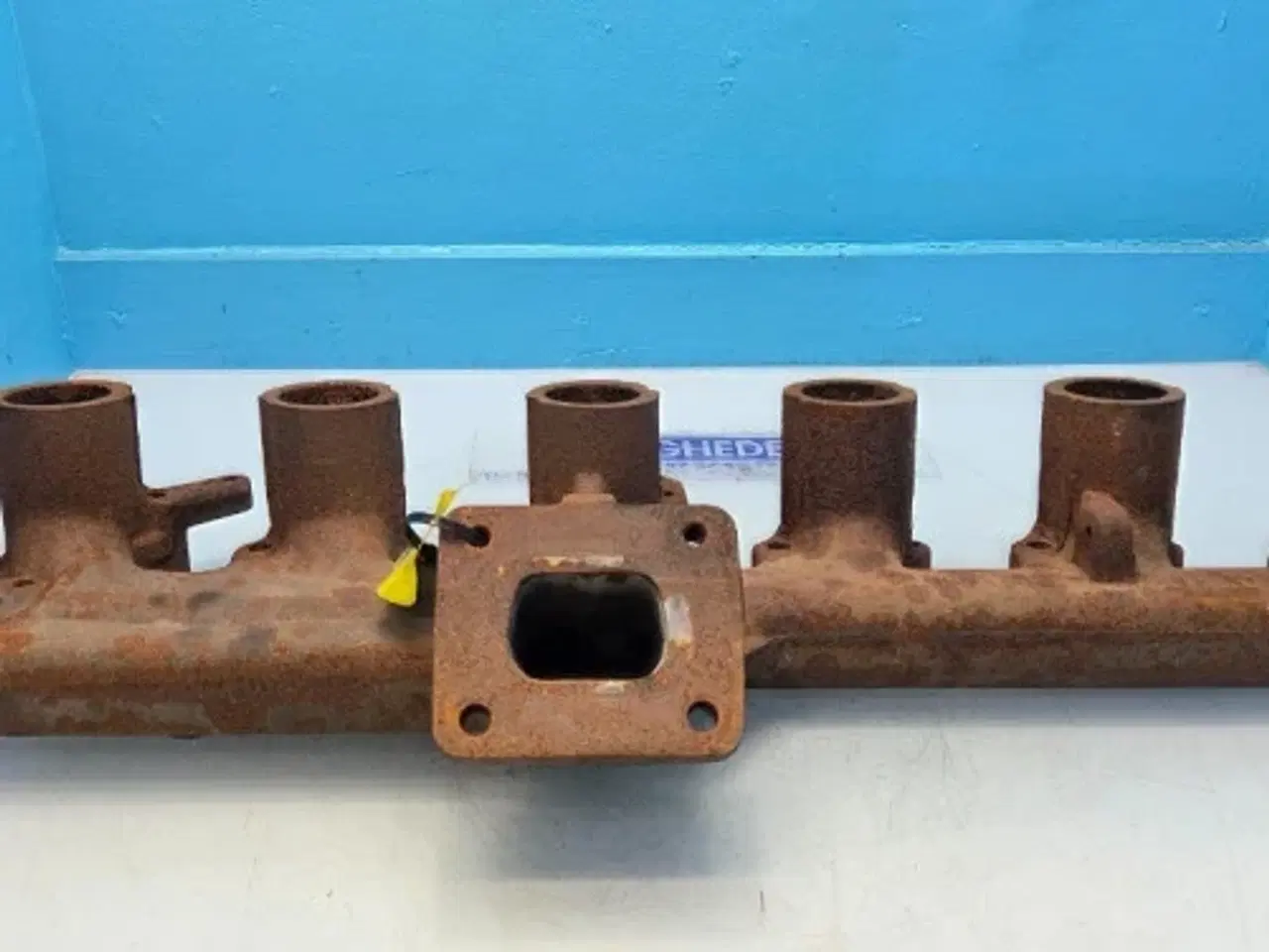 Billede 5 - John Deere  6068   Manifold   R521308