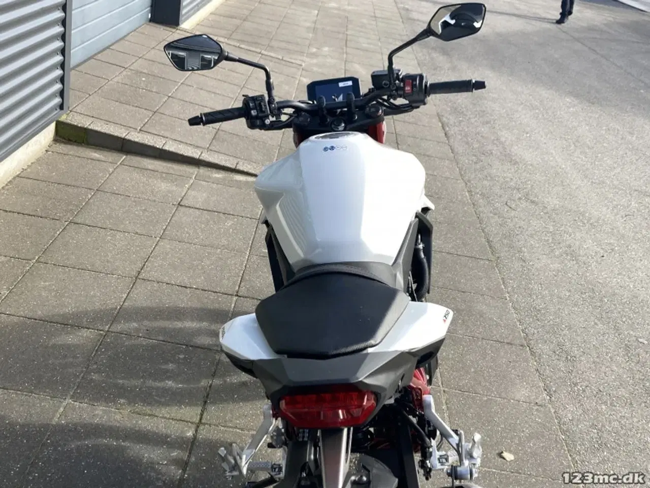 Billede 13 - Honda CB 750 Hornet MC-SYD BYTTER GERNE - 5 ÅRS HONDA GARANTI