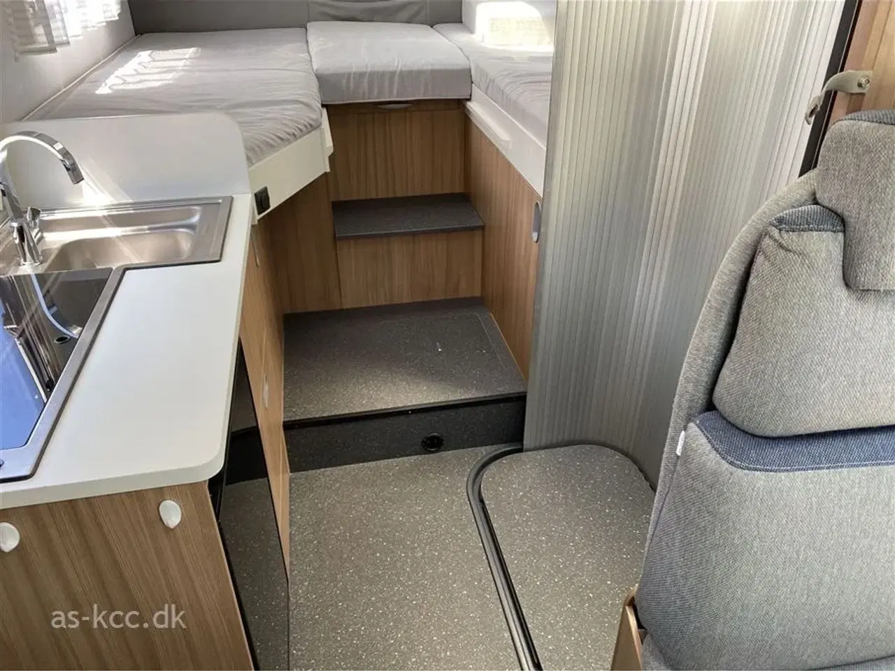 Billede 20 - 2018 - Sun Living S 65   Sun Living S 65 SL autocamper med 2 enkelt senge