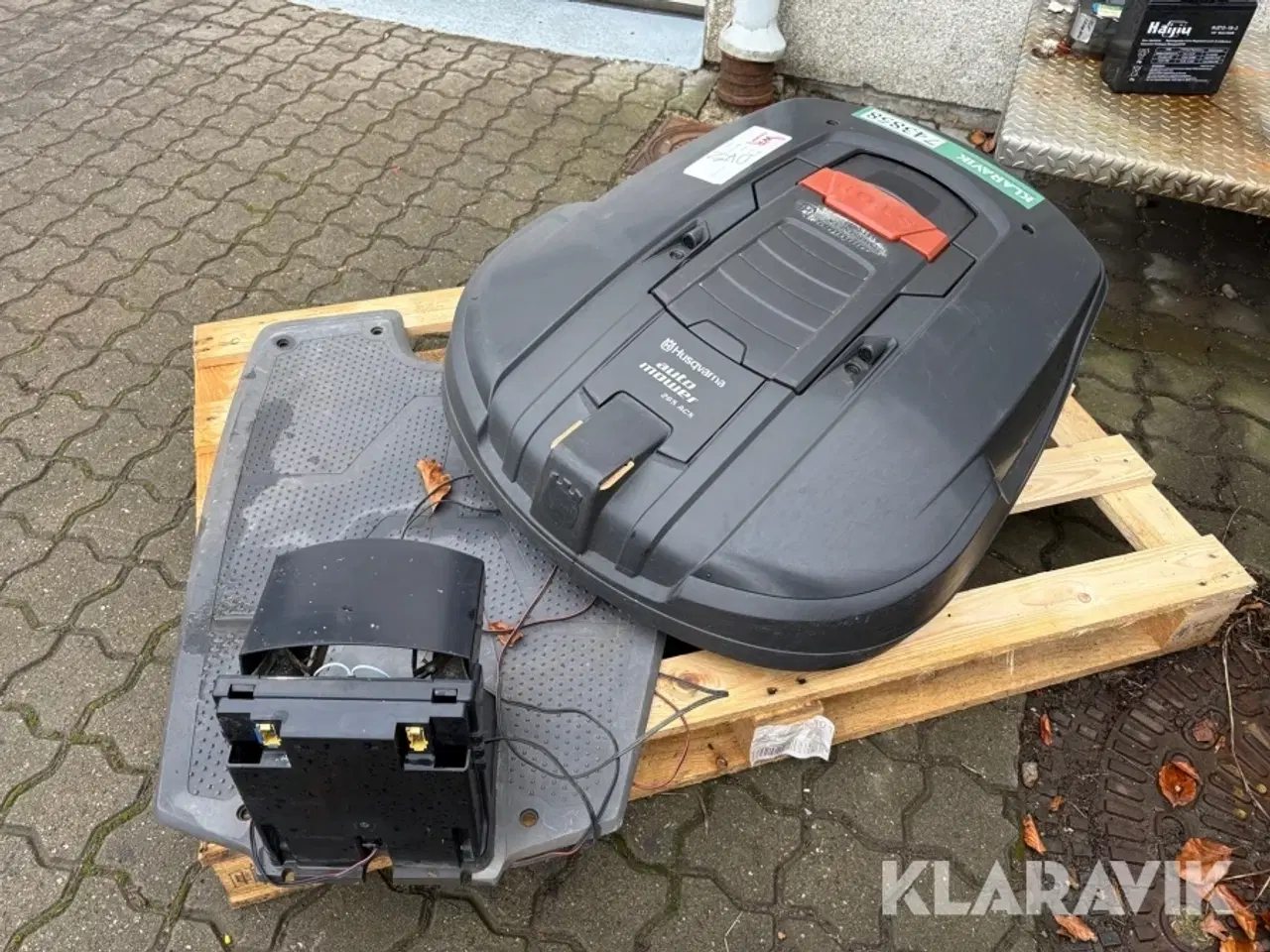 Billede 1 - Robotplæneklipper Husqvarna 265 ACX