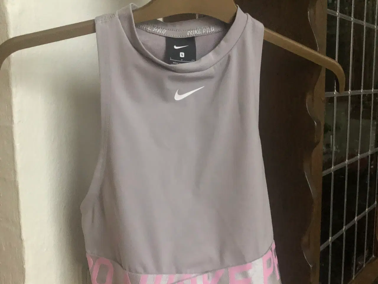 Billede 3 - Str. Small - BH - Mærke: NIKE