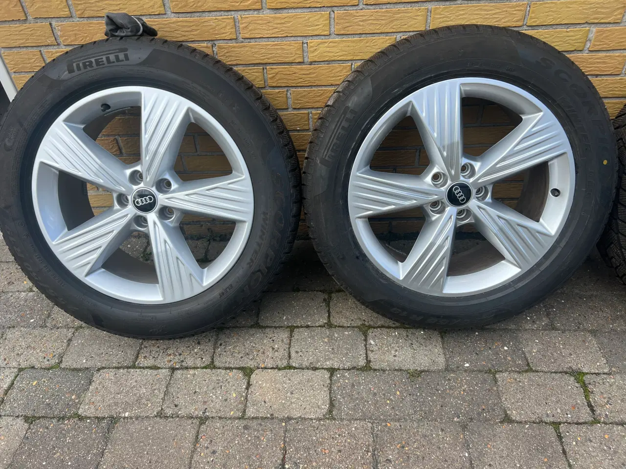 Billede 2 - 19” Org.  Audi  Q4 vinterhjul 