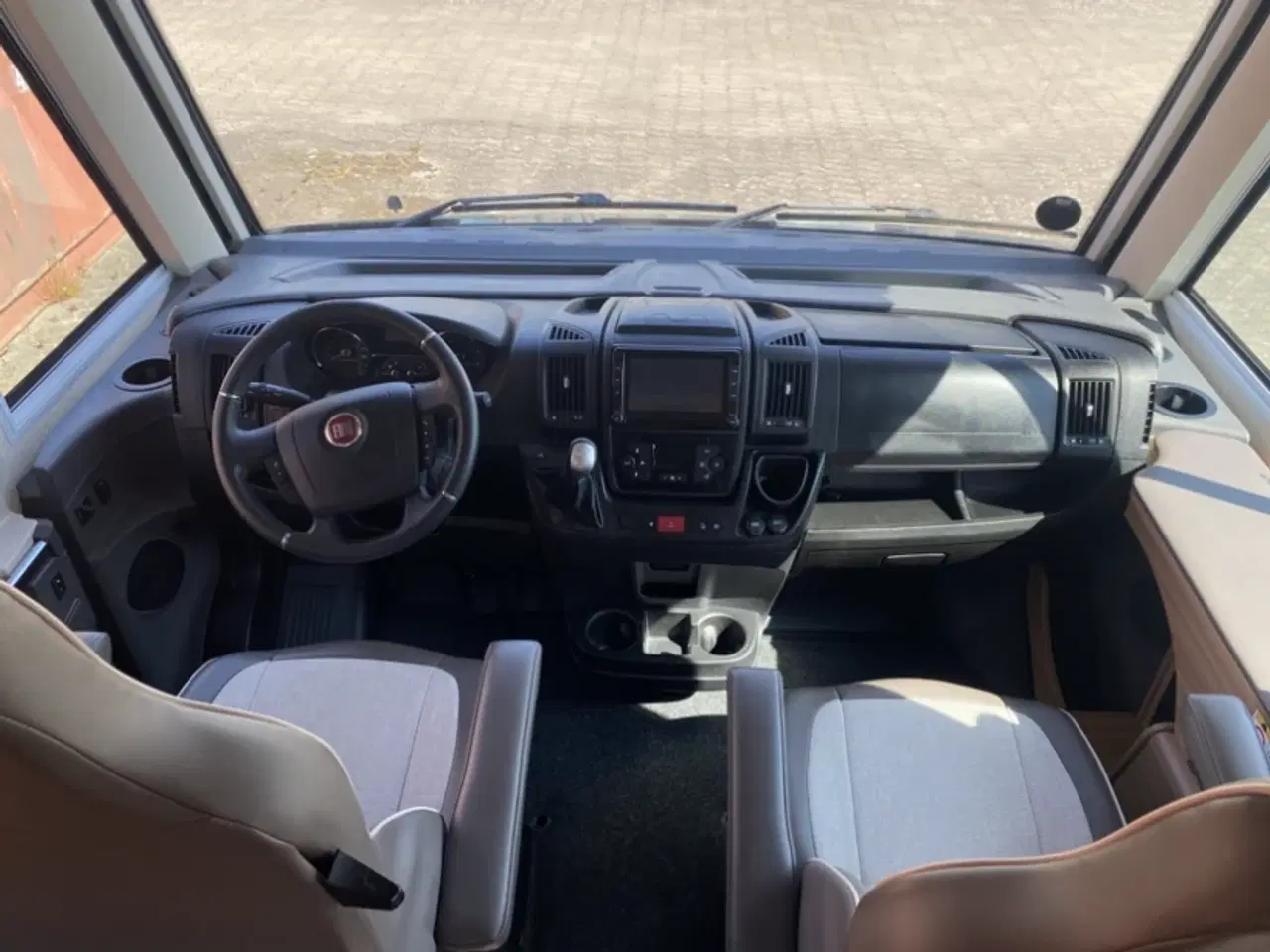 Billede 8 - Autocamper Knaus 900 Sun I LEG