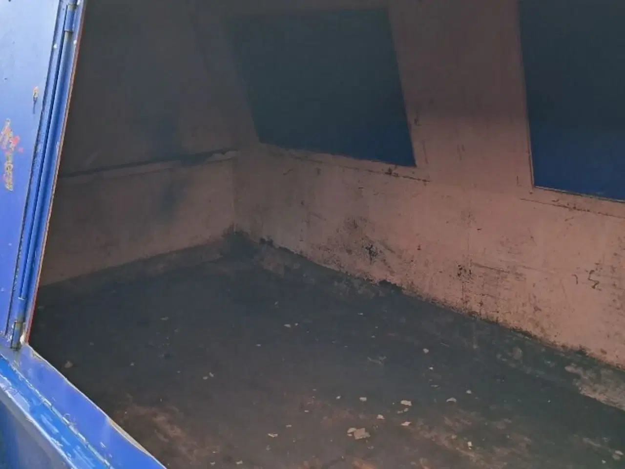 Billede 5 - Lukket affaldscontainer 4 meter