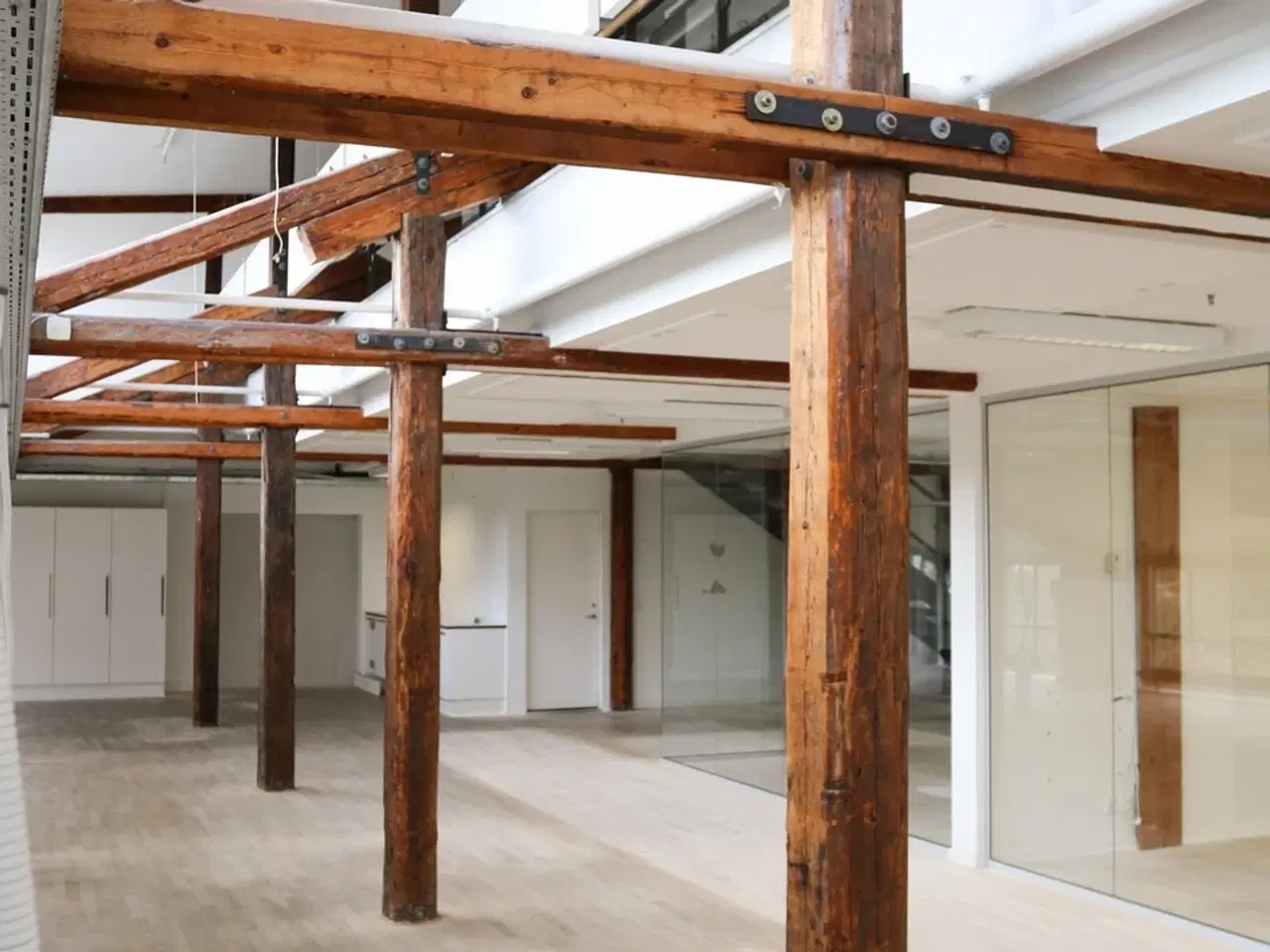 Billede 11 - Ikonisk kontorlejemål i hjertet af Aarhus C. 894 m² mod gaden