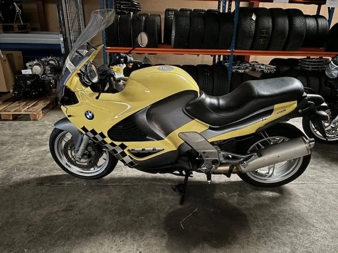 Billede 2 - BMW K1200RS 1997 - Køb løse dele eller komplet MC