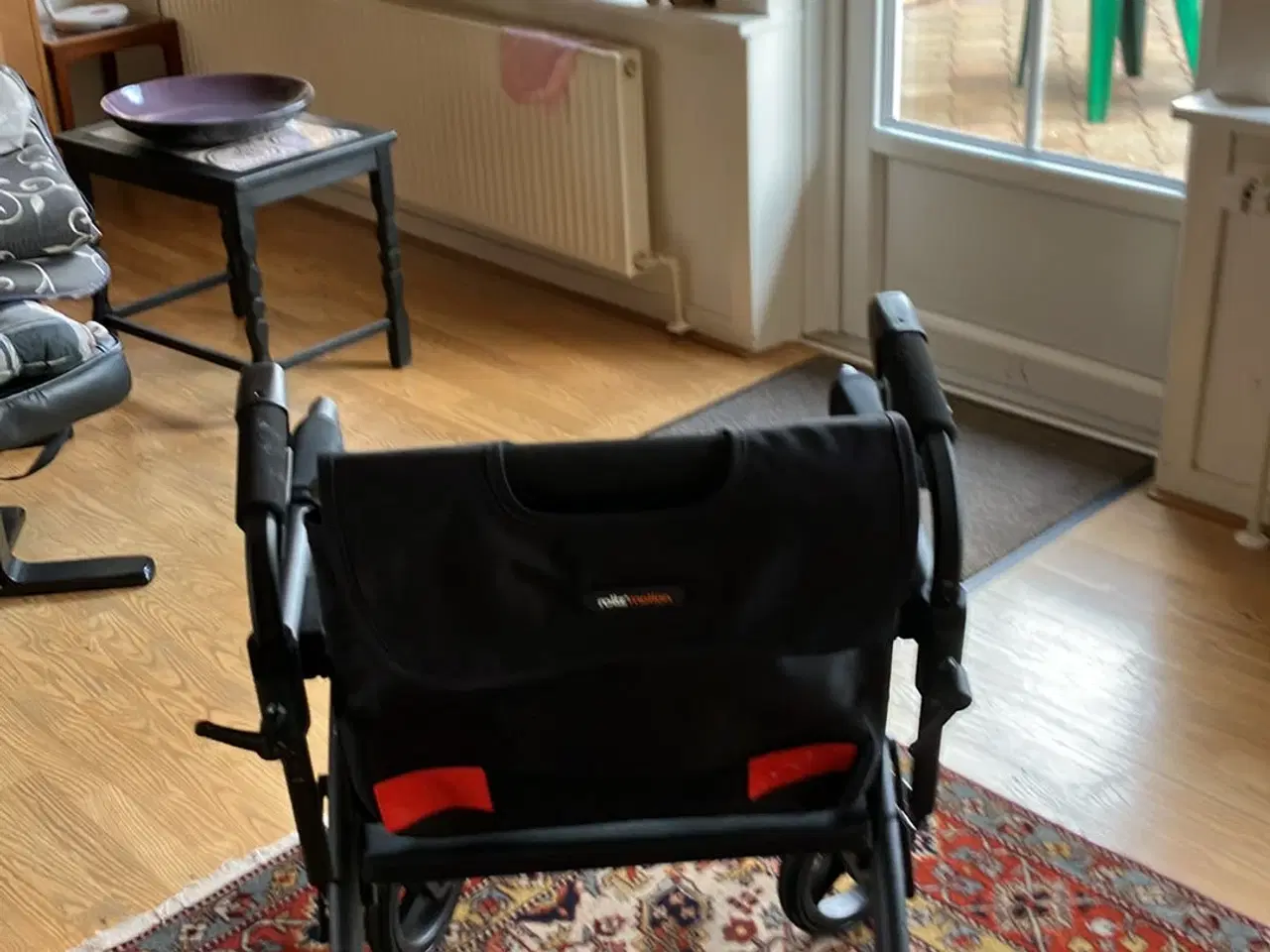Billede 3 - 2 i 1 kørestol 