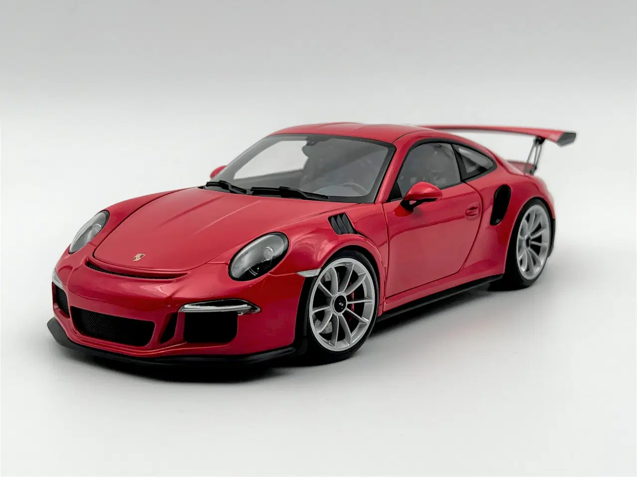 Billede 2 - 2016 Porsche 911 (991.1) GT3 RS 4,0 AUTOart - 1:18