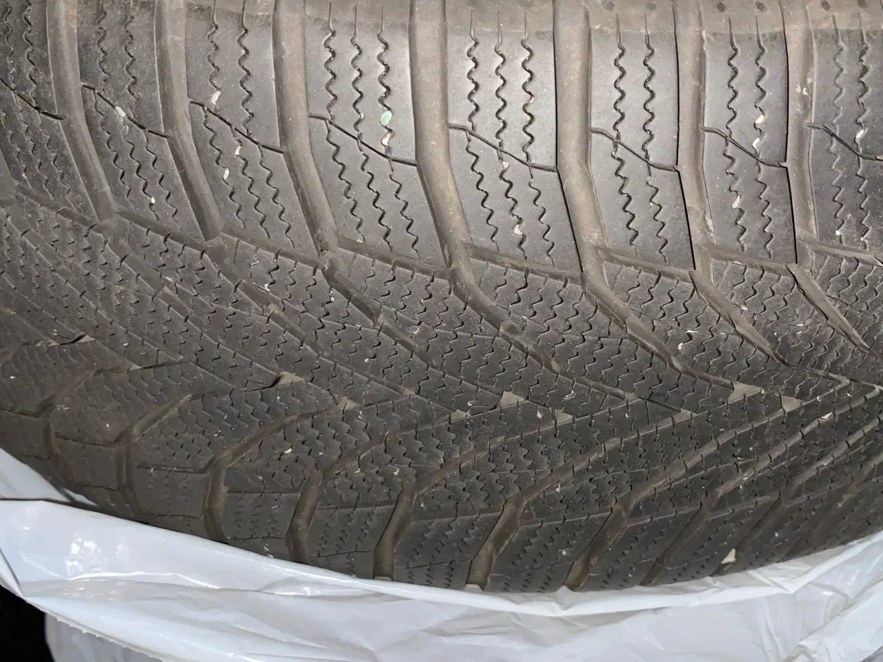 Billede 4 - Polestar 2 vinterdæk på flotte Mega Alufælge 