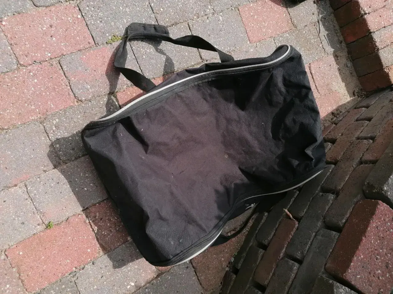 Billede 2 - Cover / taske til golfvogn 