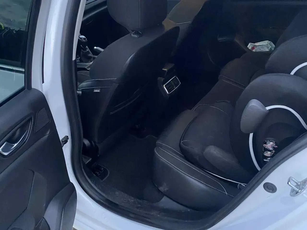 Billede 9 - NYSYNET Renualt Megane - Perfekt familievogn