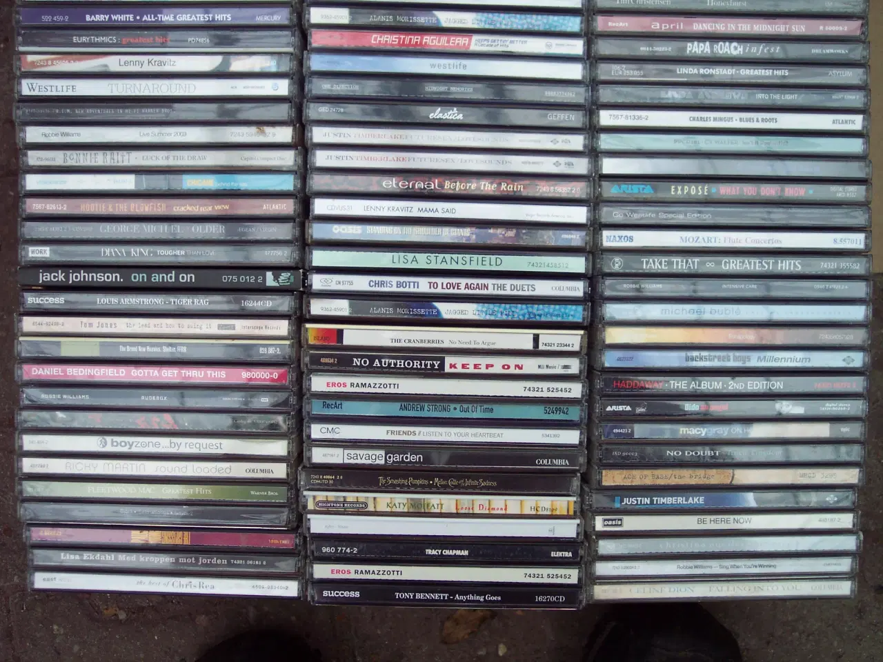 Billede 9 - 5854 CDer til salg.                               