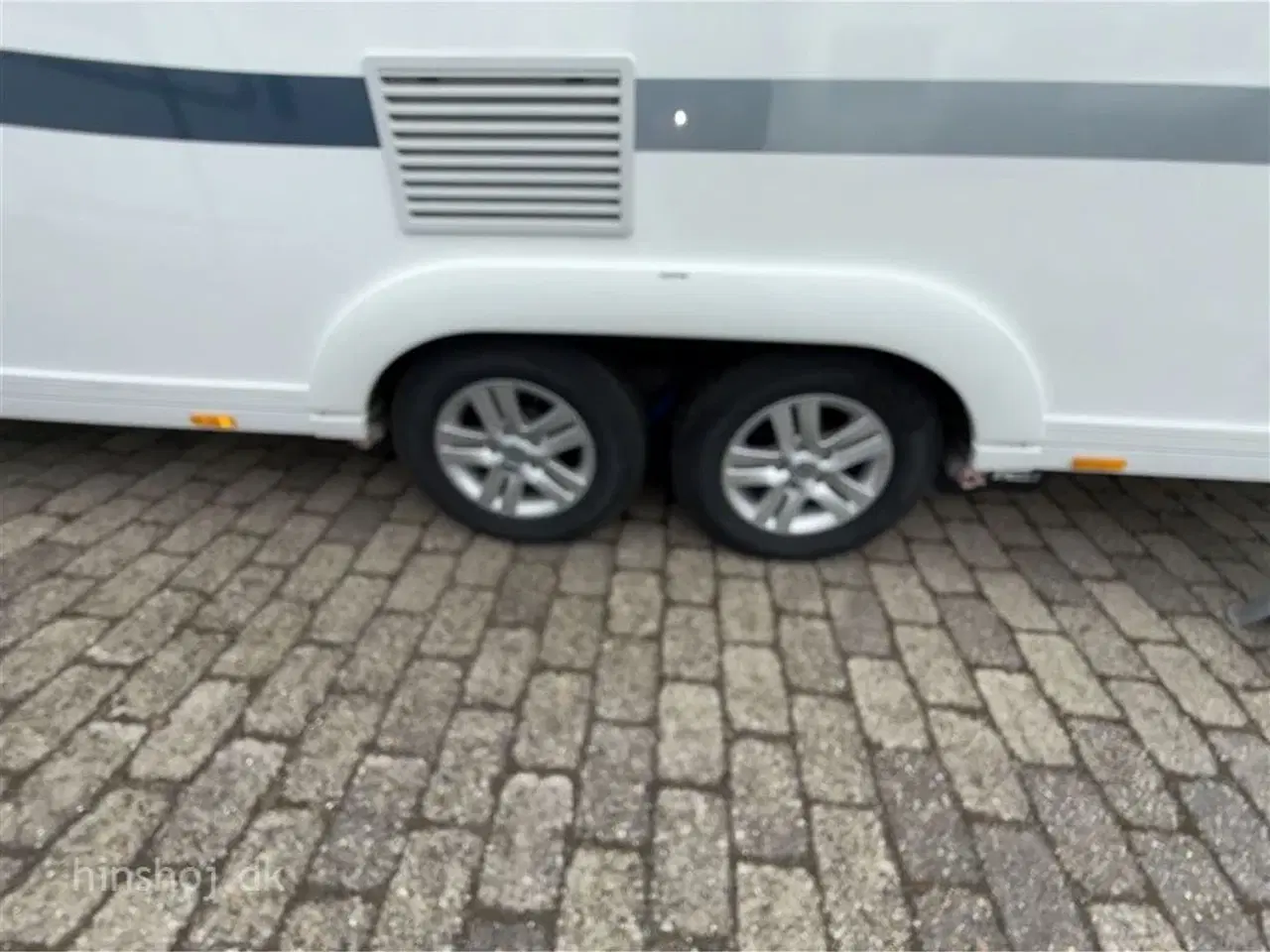 Billede 18 - 2021 - Adria Adora 673 PK Twin   Lækker famillie vogn med  køje med dobbeltseng fra Hinshøj Caravan